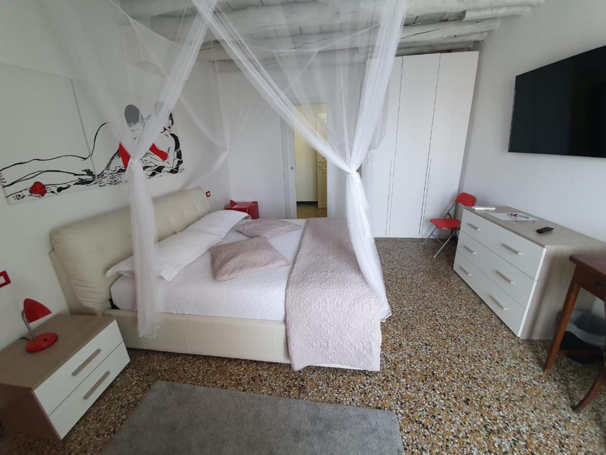 Varazze Suite Sauna E Hammam Buitenkant foto