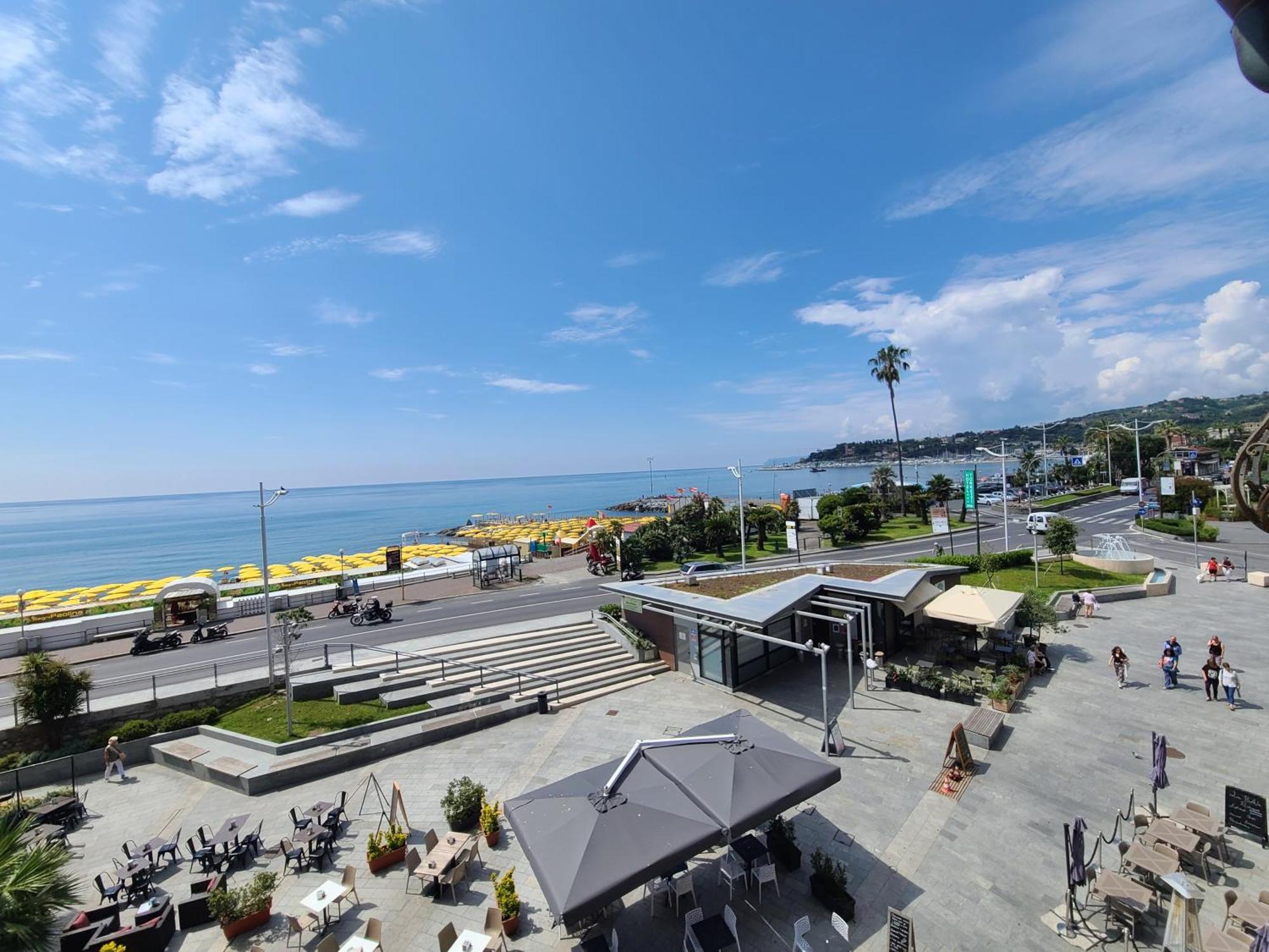 Varazze Suite Sauna E Hammam Buitenkant foto