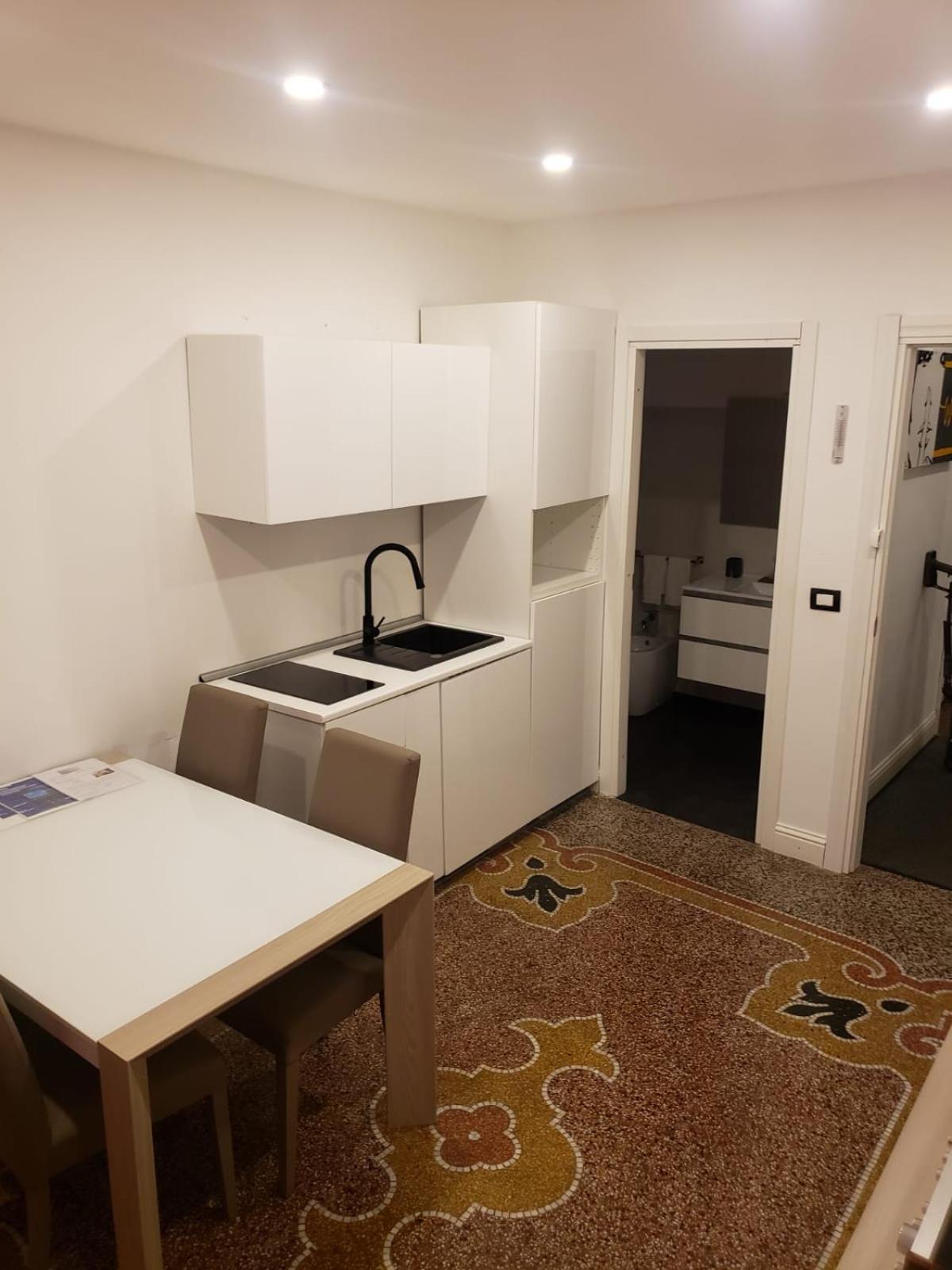 Varazze Suite Sauna E Hammam Buitenkant foto